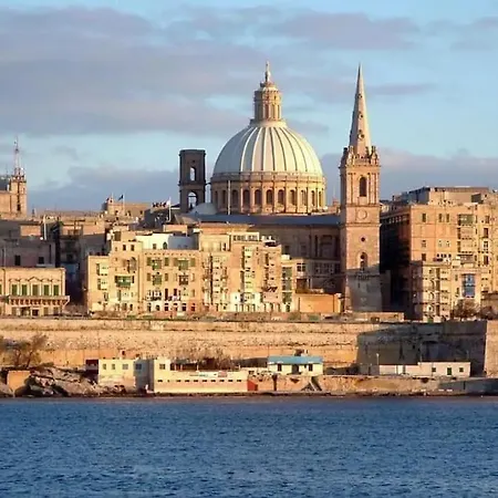 Appartamento Lovely Seaview Two Bedroom Unit In Tas-sliema Sliema