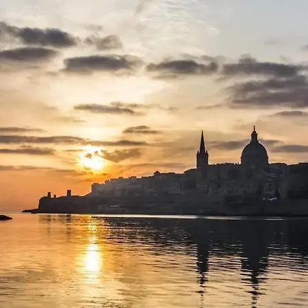 Appartement Lovely Seaview Two Bedroom Unit In Tas-sliema *