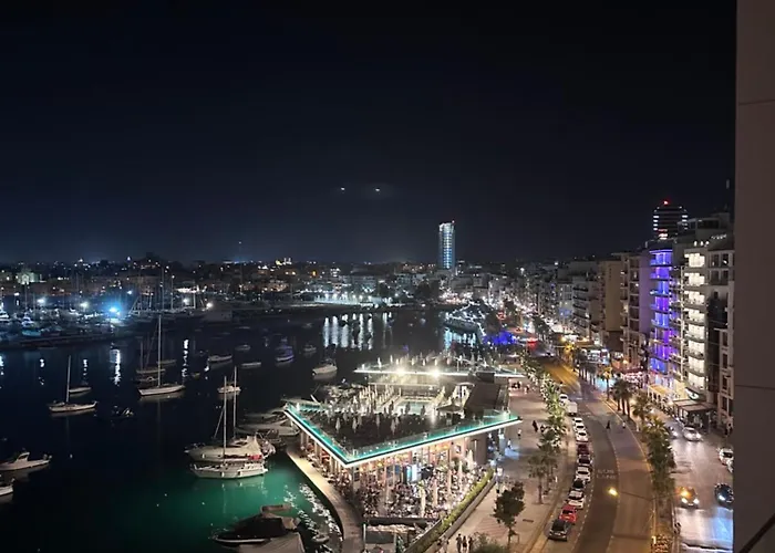 아파트 Lovely Seaview Two Bedroom Unit In Tas-sliema *