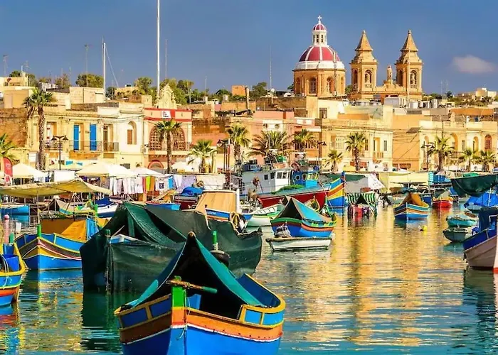 Lovely Seaview Two Bedroom Unit In Tas-sliema *