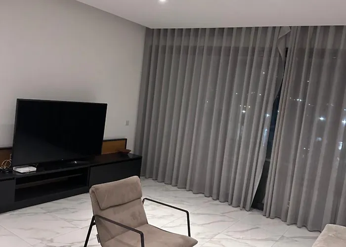 Lovely Seaview Two Bedroom Unit In Tas-sliema