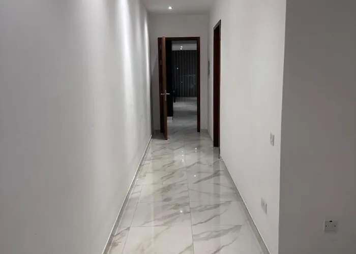 Lovely Seaview Two Bedroom Unit In Tas-sliema Sliema