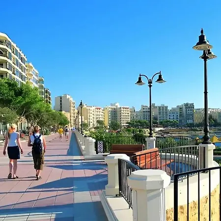 아파트 Lovely Seaview Two Bedroom Unit In Tas-sliema *