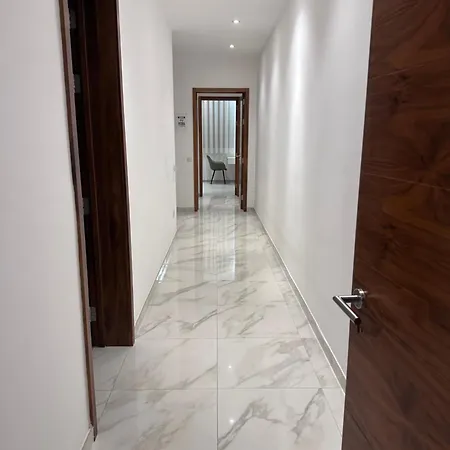 아파트 Lovely Seaview Two Bedroom Unit In Tas-sliema