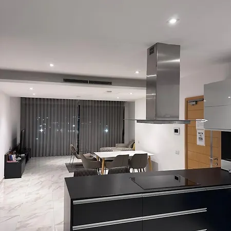 아파트 Lovely Seaview Two Bedroom Unit In Tas-sliema 슬리에마